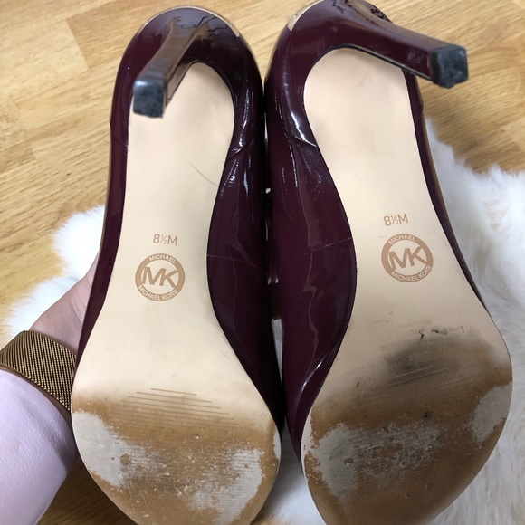 Michael Kors pumps 8 1/2 - Picture 7 of 16